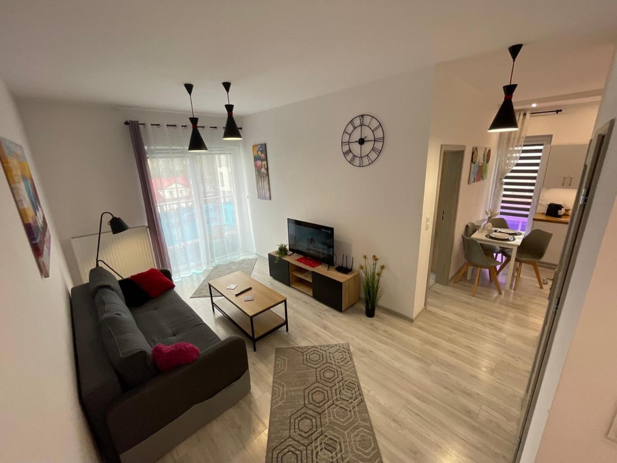 Apartament Nowoczesny Komfortowy Kustronia Z Garazem Balkonem Wanna Bielsko-Biala Exterior photo